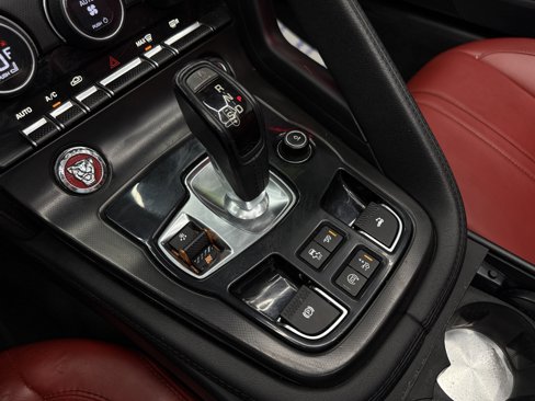 Used 2014 Jaguar F-TYPE S image 20