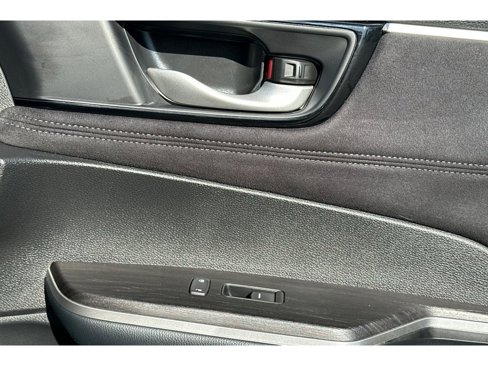 Used 2018 Honda Clarity Touring image 20