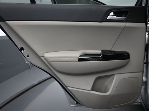 Used 2020 Kia Sportage EX image 14