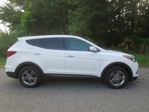 Used 2018 Hyundai Santa Fe Sport image 10