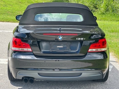 Used 2013 BMW 135i Convertible image 4