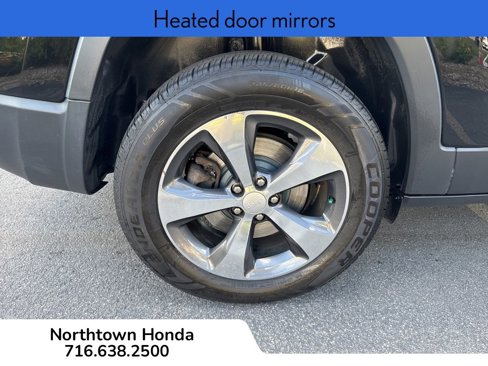 Used 2019 Jeep Cherokee Limited image 13