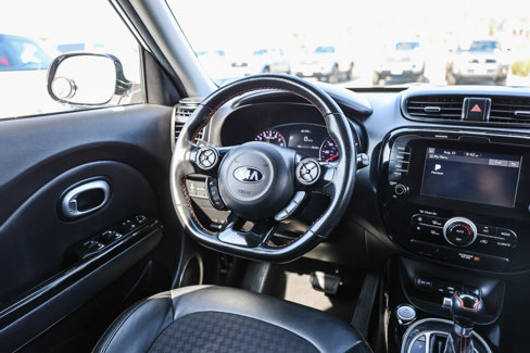 Used 2018 Kia Soul ! image 4