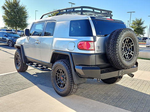 Used 2008 Toyota FJ Cruiser 4WD image 2