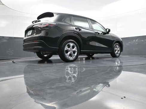 Certified 2023 Honda HR-V LX image 28