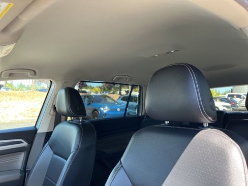 Used 2021 Volkswagen Atlas SE image 12