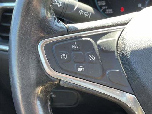 Used 2018 Chevrolet Equinox LT image 21