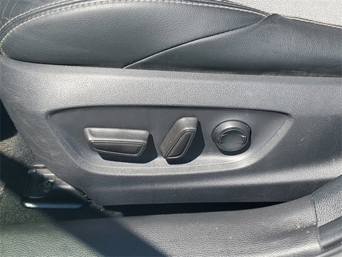 Used 2021 Toyota Corolla XSE image 25