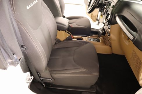 Used 2015 Jeep Wrangler Sahara image 11