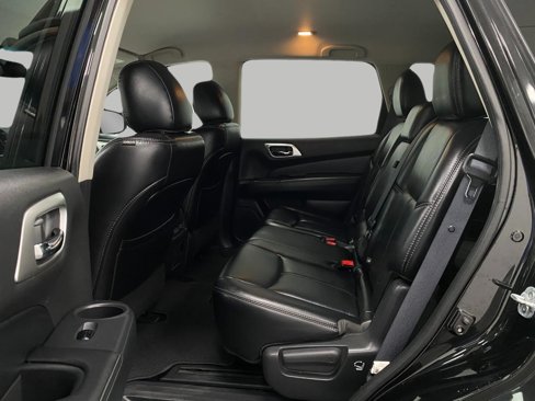 Used 2016 Nissan Pathfinder SL image 29