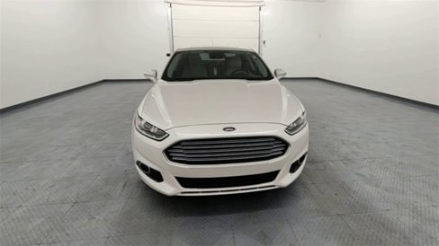 Used 2016 Ford Fusion Titanium image 3