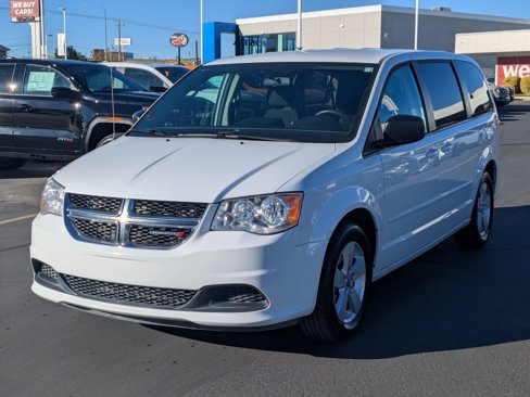 Used 2017 Dodge Grand Caravan SE image 8
