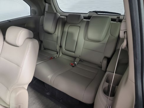 Used 2014 Honda Odyssey Touring Elite image 18