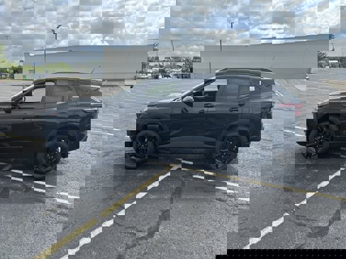 New 2025 Chevrolet Trax ACTIV w/ Sunroof Package image 8