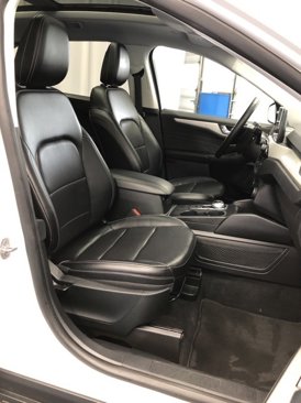 Certified 2022 Ford Escape SEL w/ Technology Package image 32