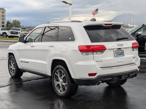Used 2018 Jeep Grand Cherokee Limited image 3