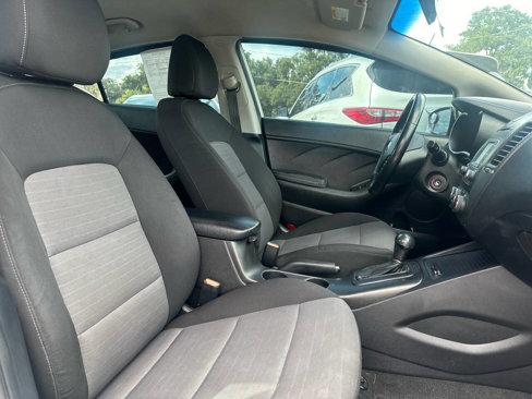 Used 2014 Kia Forte EX image 17