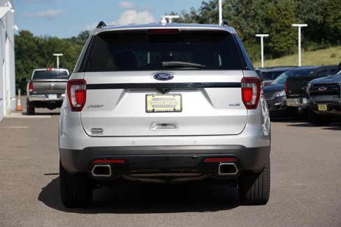 Used 2017 Ford Explorer Sport w/ Equipment Group 401A image 4