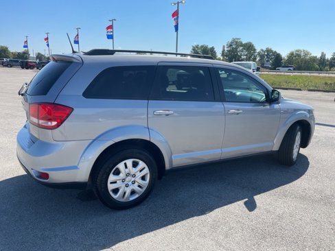 Used 2019 Dodge Journey SE w/ Connectivity Group image 11