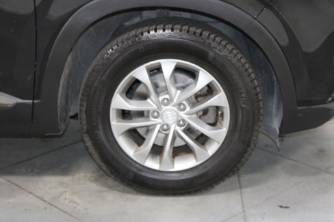 Used 2019 Hyundai Santa Fe SE image 13