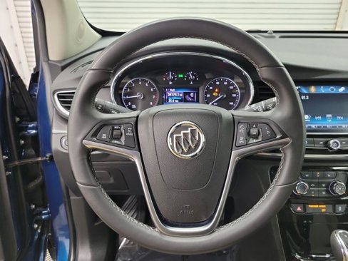 Used 2020 Buick Encore Preferred w/ Safety Package image 25