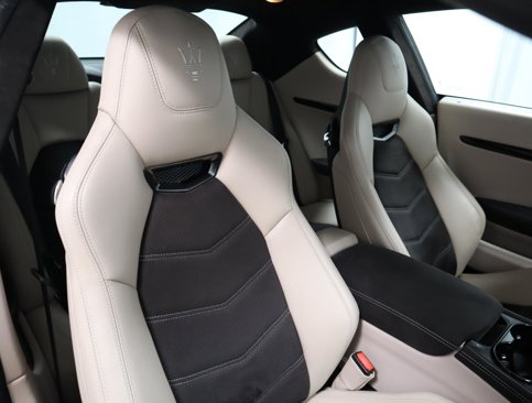 Used 2018 Maserati GranTurismo Sport image 15