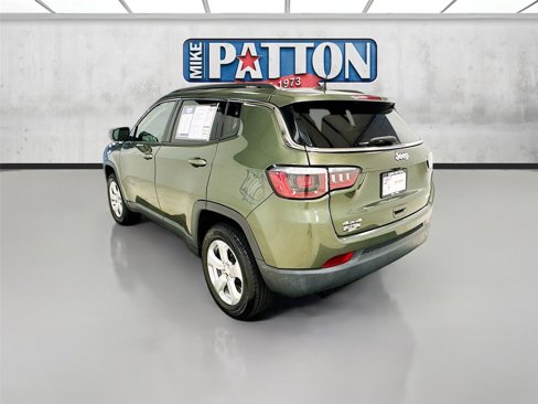 Used 2019 Jeep Compass Latitude w/ Popular Equipment Group image 5