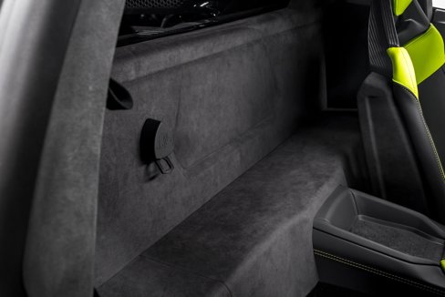 Used 2024 Lamborghini Revuelto image 32