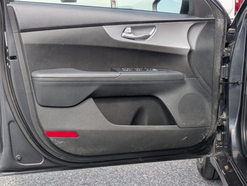 Certified 2023 Kia Forte LXS image 11