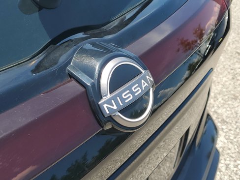 Certified 2024 Nissan Kicks S image 5