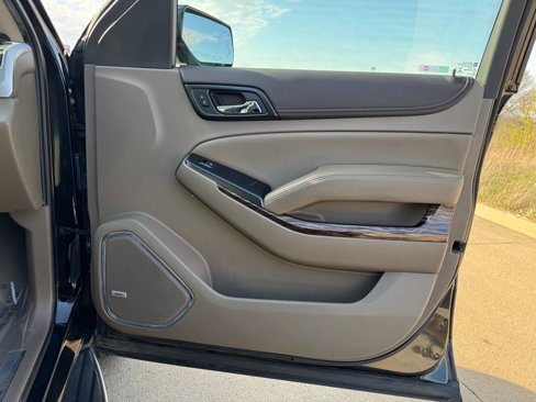 Used 2019 GMC Yukon SLT w/ Open Road Package image 40