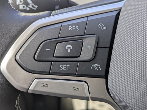 New 2025 Volkswagen Taos S image 23