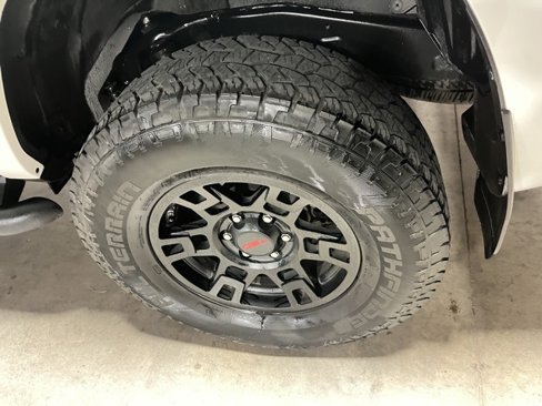 Used 2021 Toyota 4Runner SR5 image 7