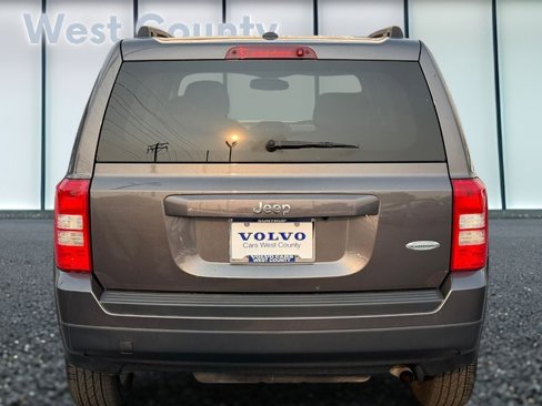 Used 2016 Jeep Patriot Latitude image 6