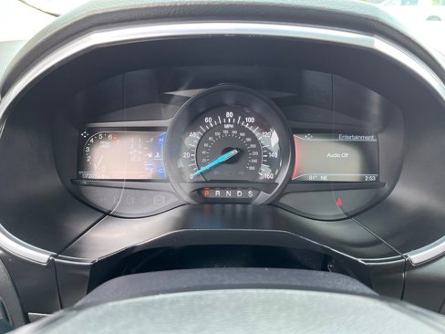 Used 2019 Ford Edge Titanium image 29