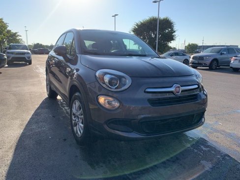 Used 2016 FIAT 500X Easy image 1