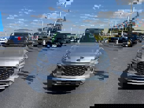 Used 2022 Ford Escape S image 2