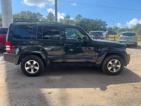 Used 2008 Jeep Liberty Sport w/ Popular Equipment Group image 8