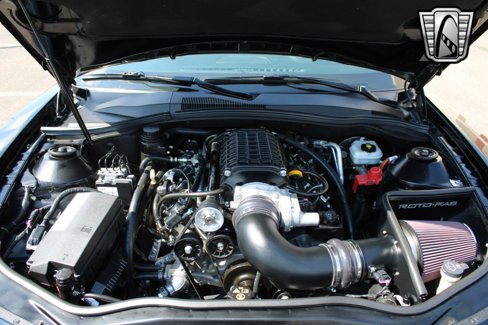 Used 2010 Chevrolet Camaro SS w/ Interior Accent Trim Package image 16