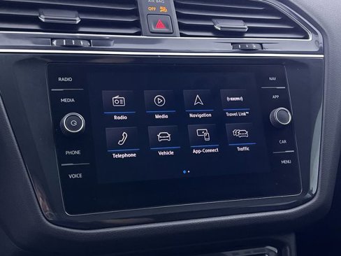 Used 2019 Volkswagen Tiguan SEL image 27