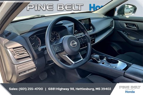 Used 2024 Nissan Rogue S image 12