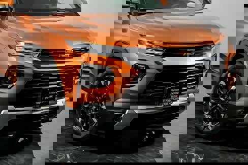 Used 2023 Chevrolet TrailBlazer LT w/ Convenience Package image 2