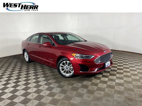 Used 2019 Ford Fusion SEL image 1