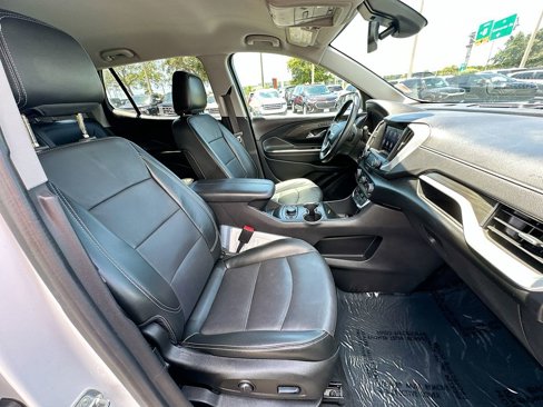 Certified 2023 GMC Terrain SLT image 27