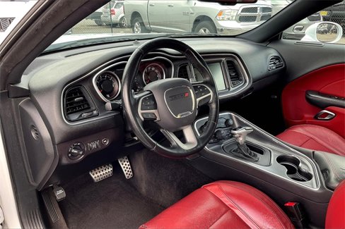 Used 2016 Dodge Challenger SXT Plus image 14