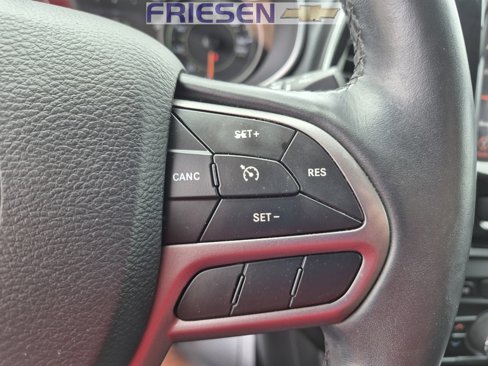 Used 2019 Jeep Cherokee Limited image 15