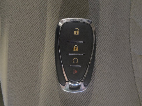Used 2019 Chevrolet Equinox LS w/ LS Convenience Package image 32