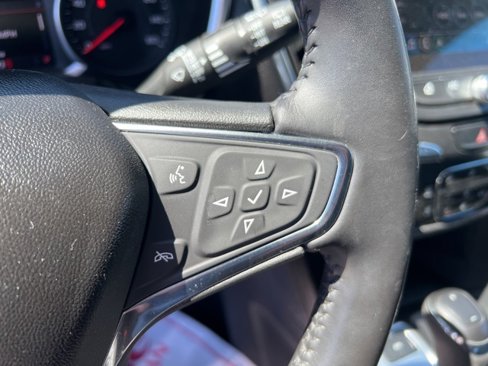 Used 2020 Chevrolet Equinox LT image 14