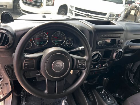 Used 2013 Jeep Wrangler Sport image 13