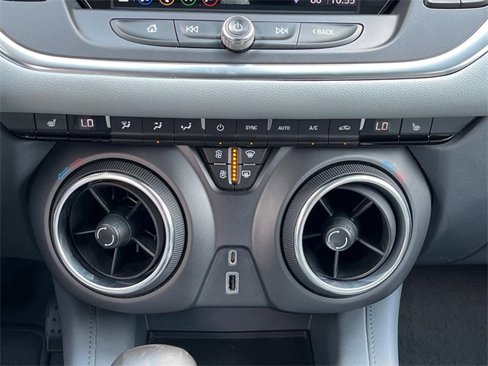 Used 2019 Chevrolet Blazer LT w/ Sound & Technology Package image 13